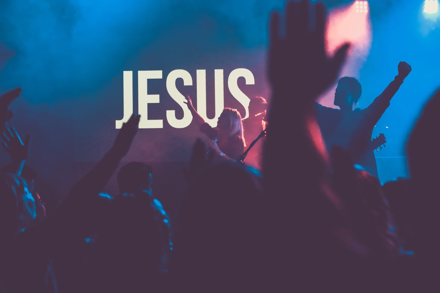The Role of Technology in Modern Worship